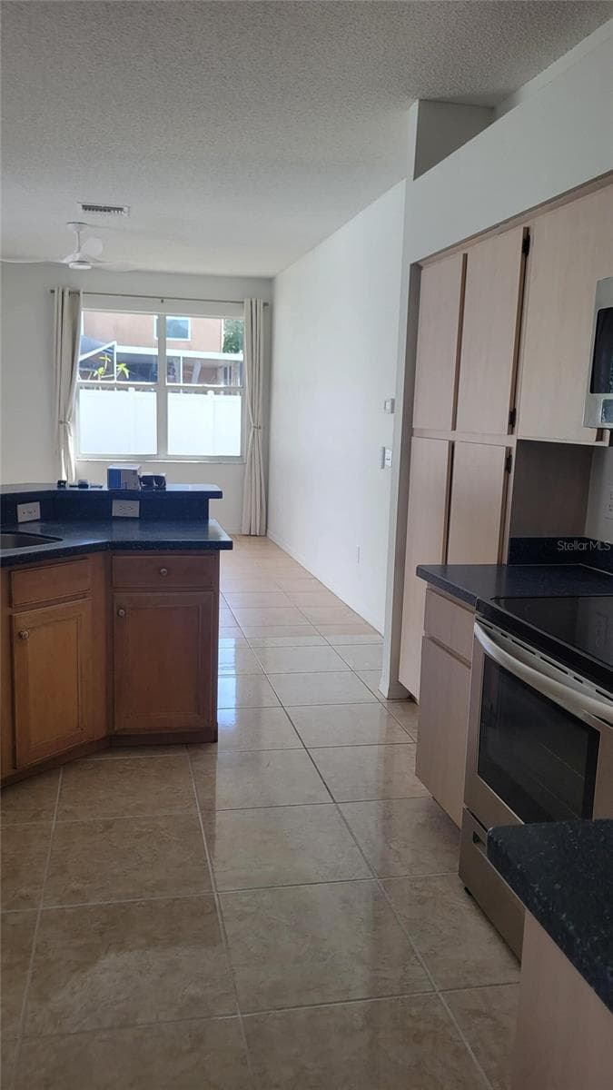 11213 Sailbrooke Dr photo 5