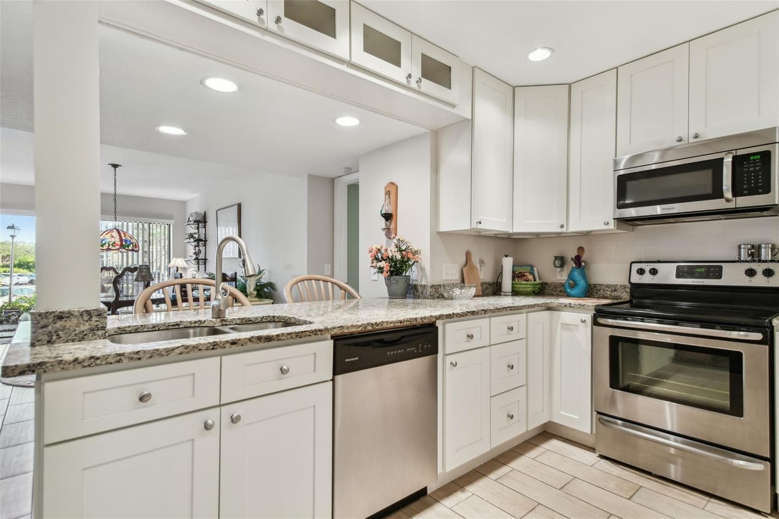 301 Mariner Dr #301 photo 4