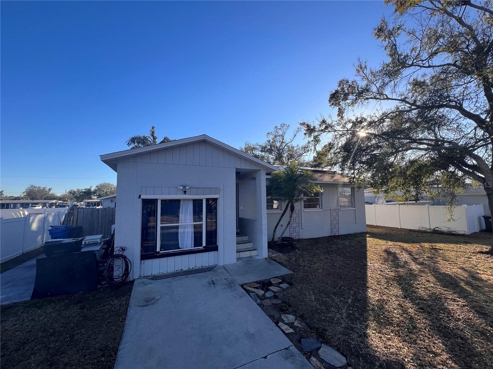520 Fairhope Dr