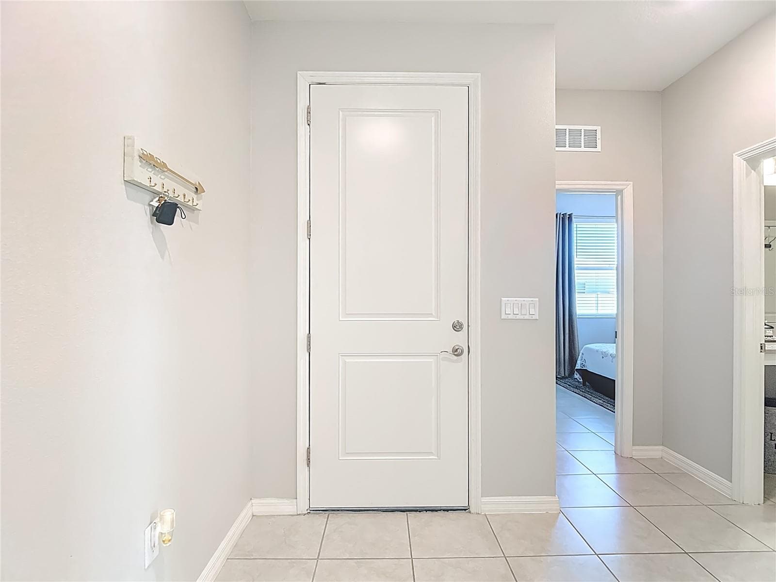 9526 Clarkwild Pl photo 4