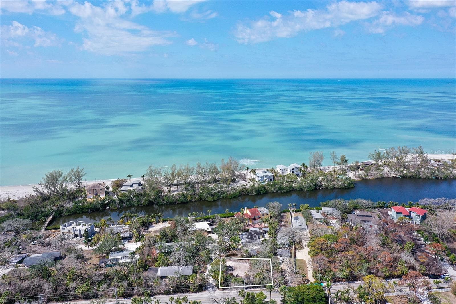 8504 Heron Lagoon Cir photo 3