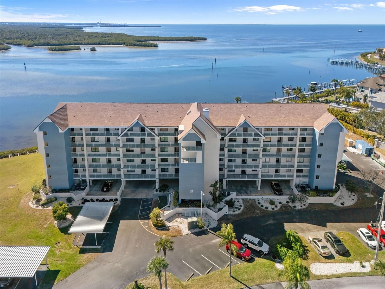 4550 Bay  Blvd #1211