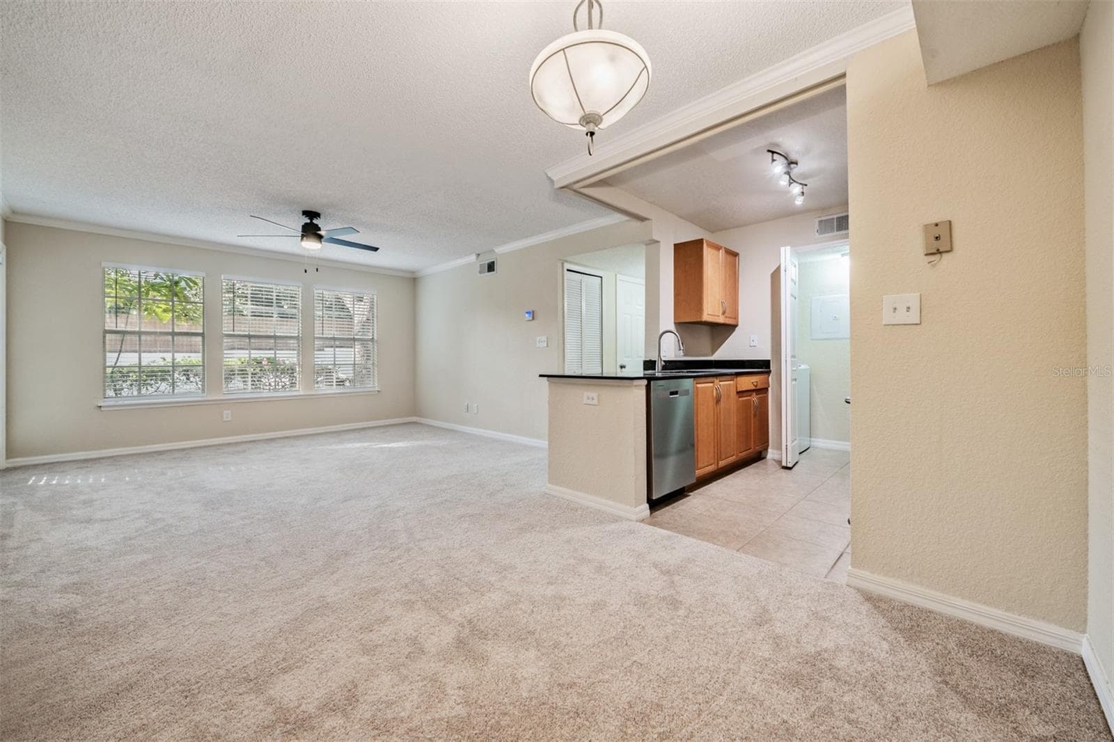 3274 Haviland CT #101 photo 4