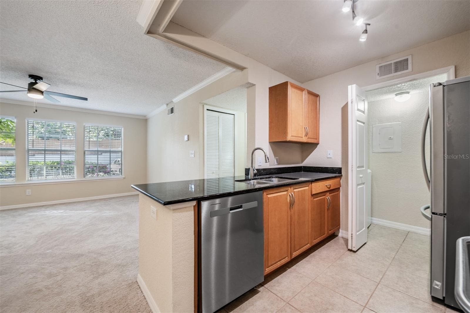 3274 Haviland CT #101 photo 5