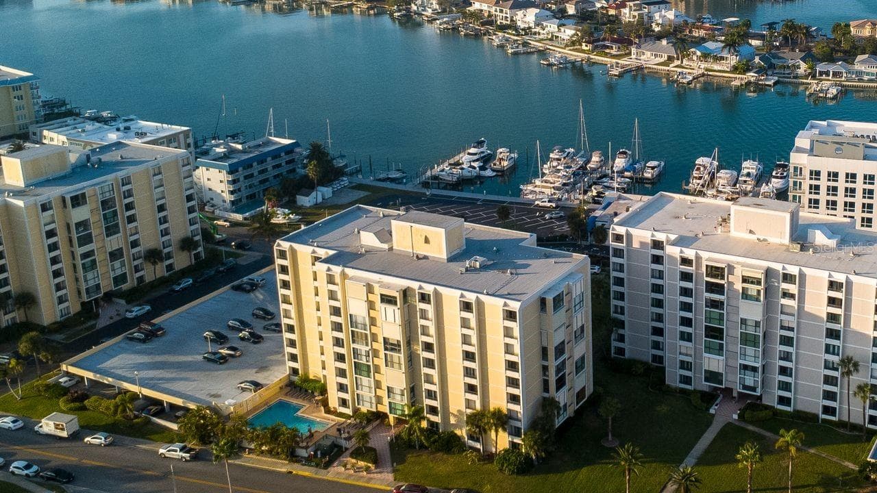830 S Gulfview Blvd #502