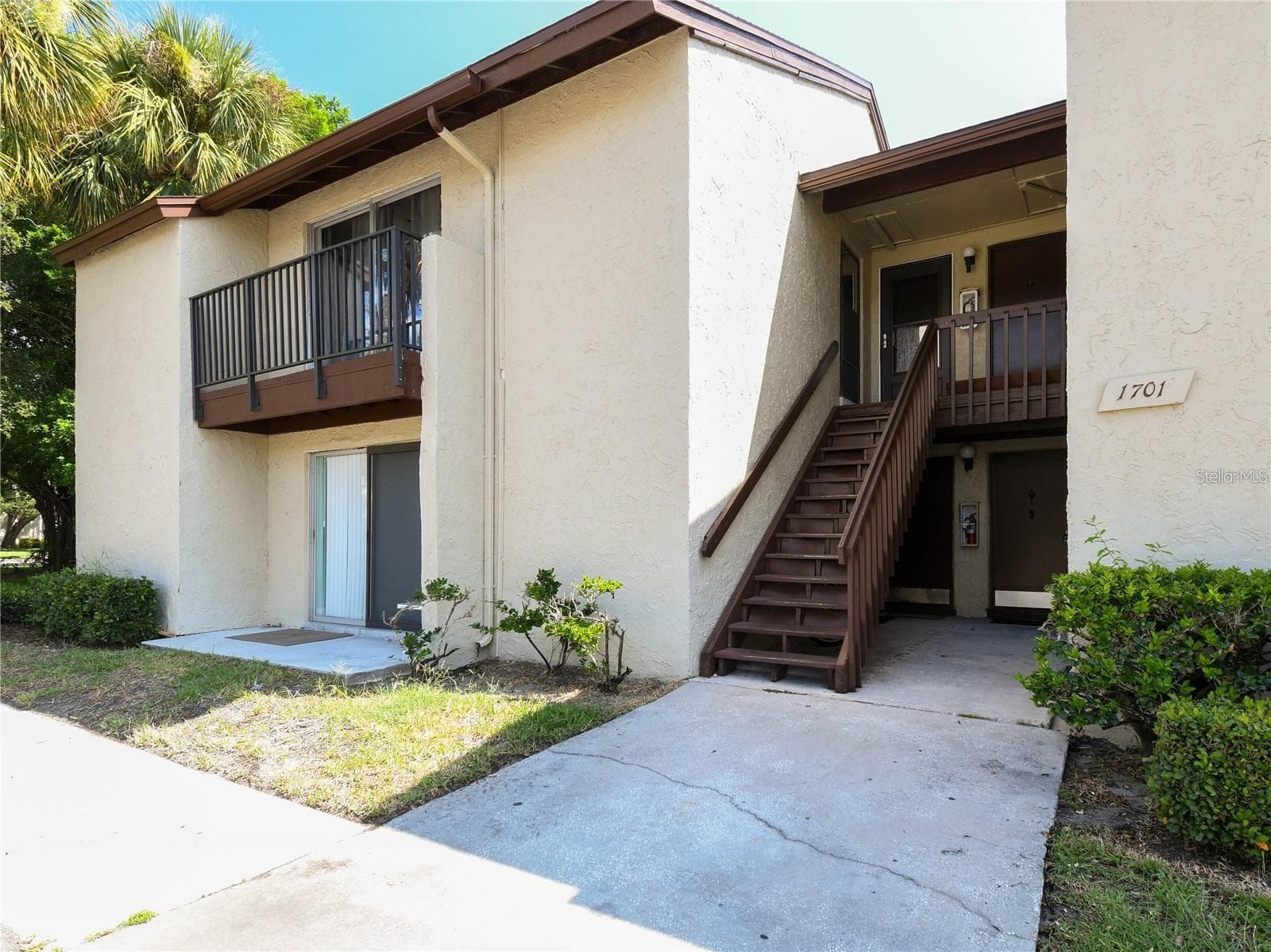 4215 E Bay Dr #1701B