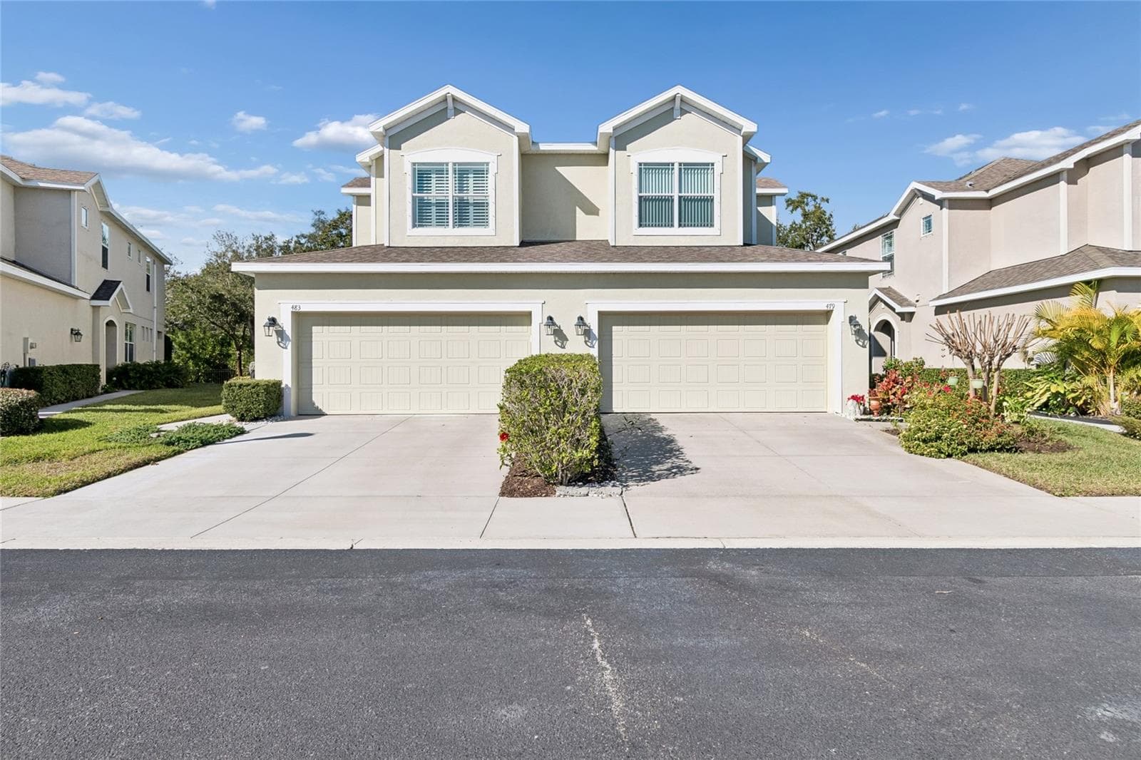 483 Harbor Springs Dr