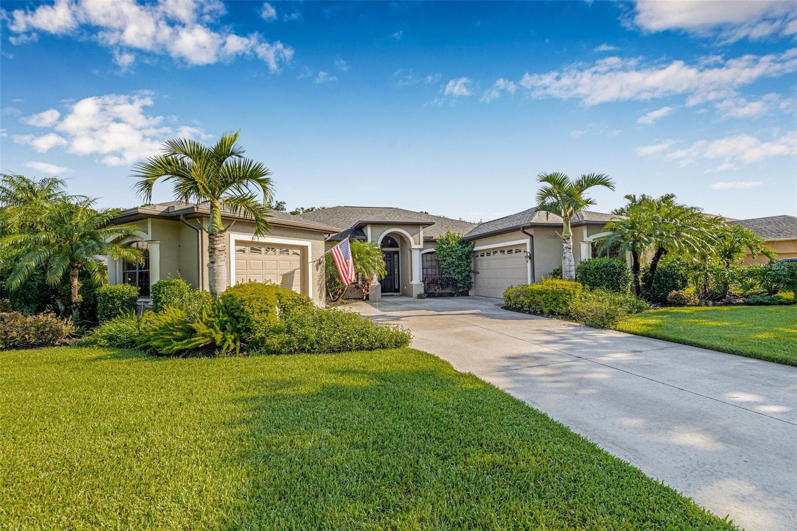 15420 27th CT E photo 4
