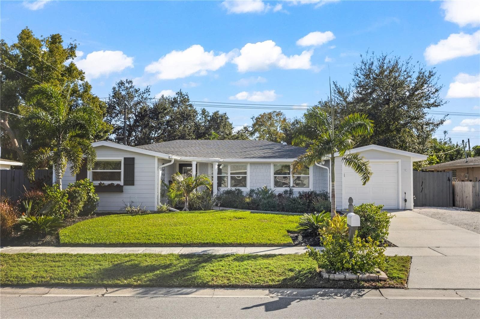 3122 Regatta Cir