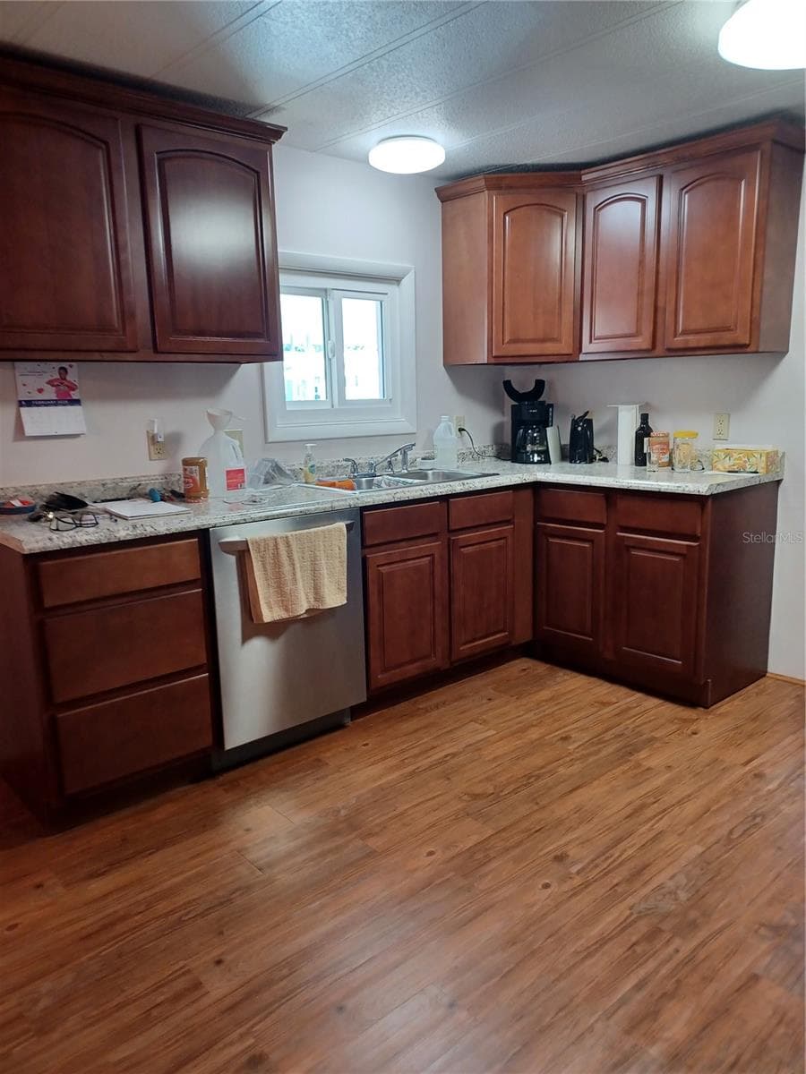 34604 Petunia Pl photo 4