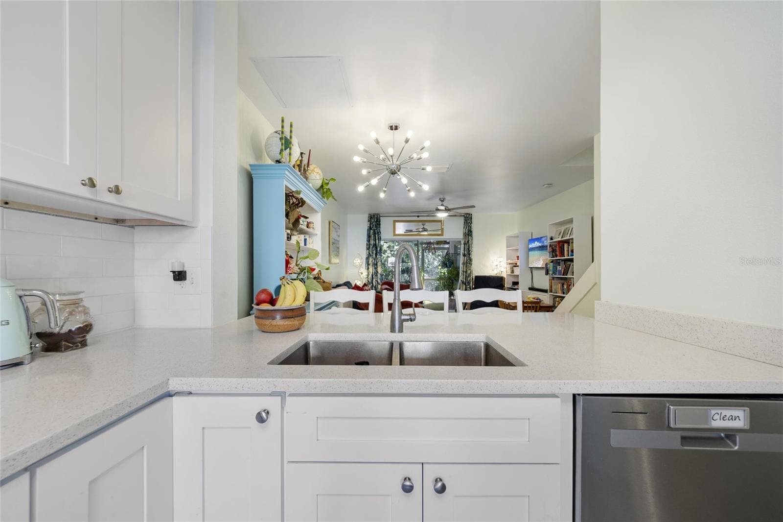 5937 Bayside Key Dr photo 3