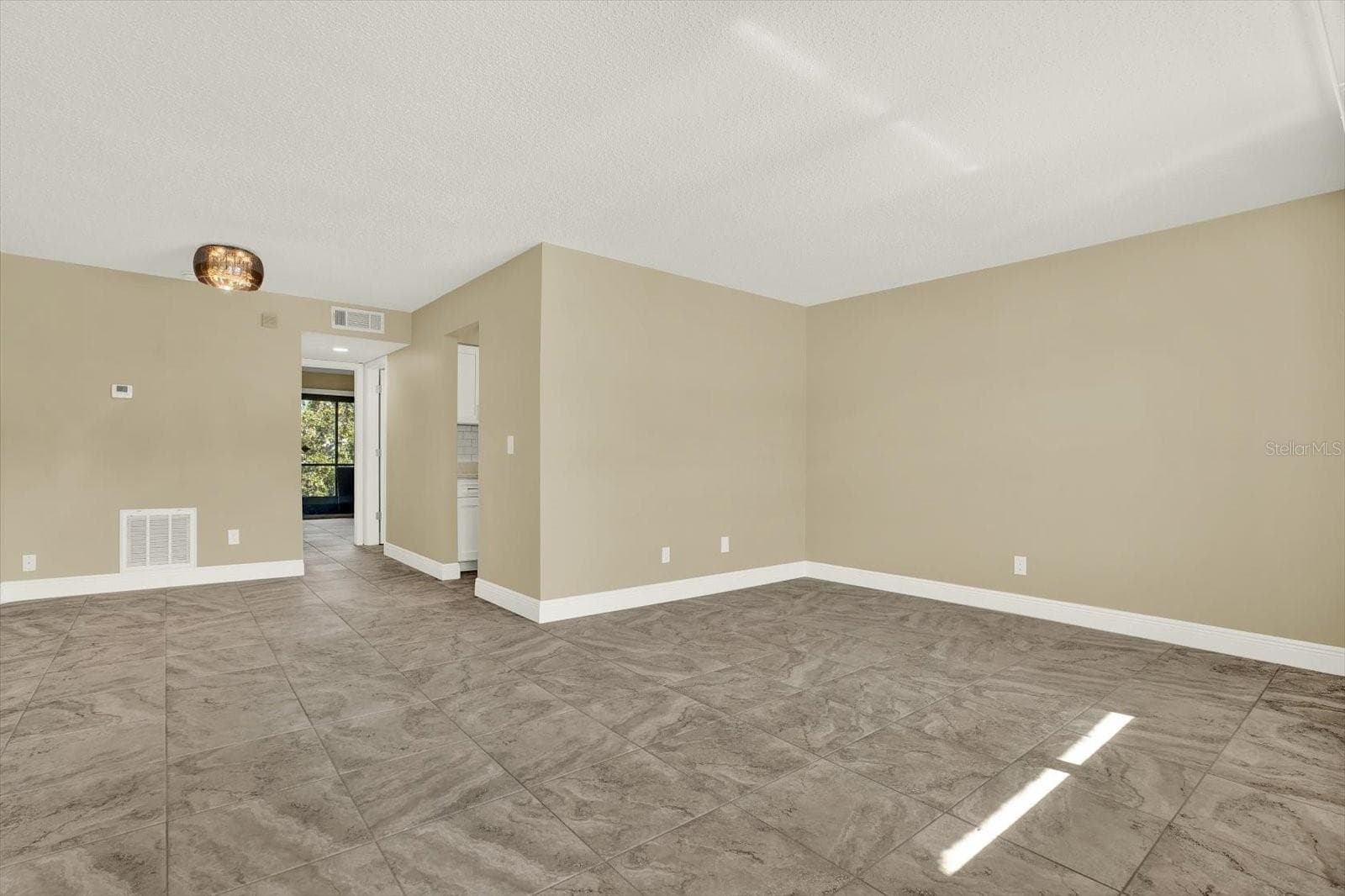 9125 Tudor Dr #D109 photo 3