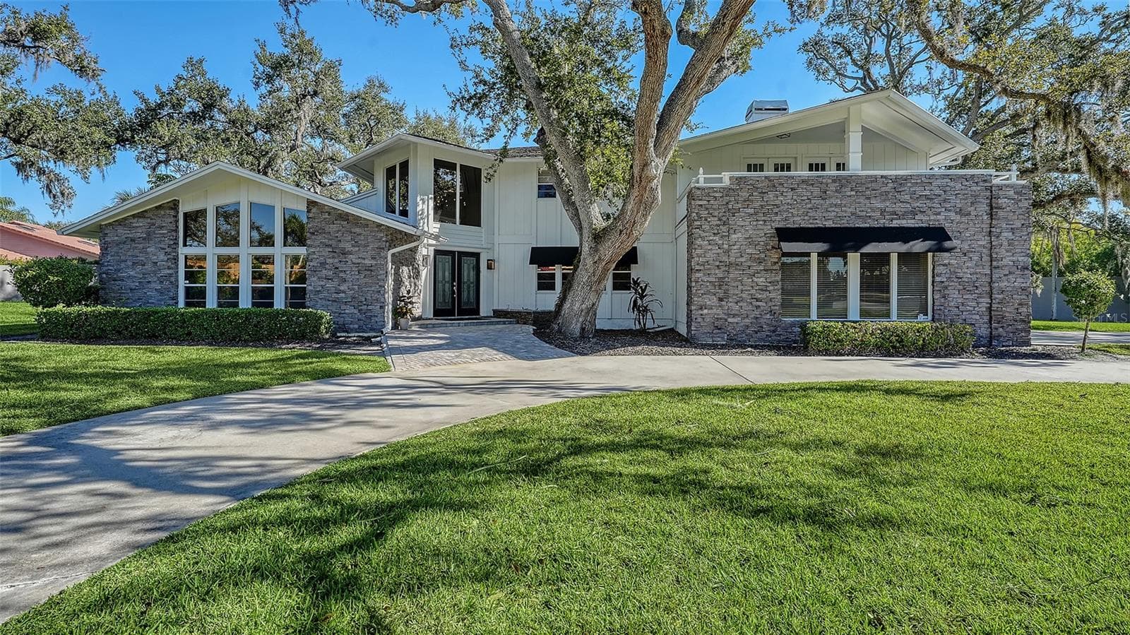 3783 Beneva Oaks Blvd photo 3