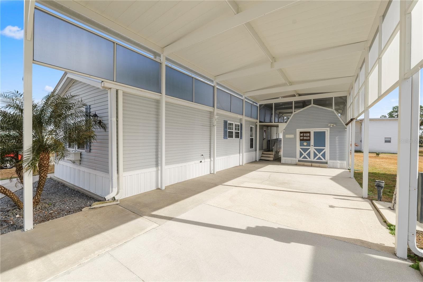 5121 Shore Line Dr photo 3