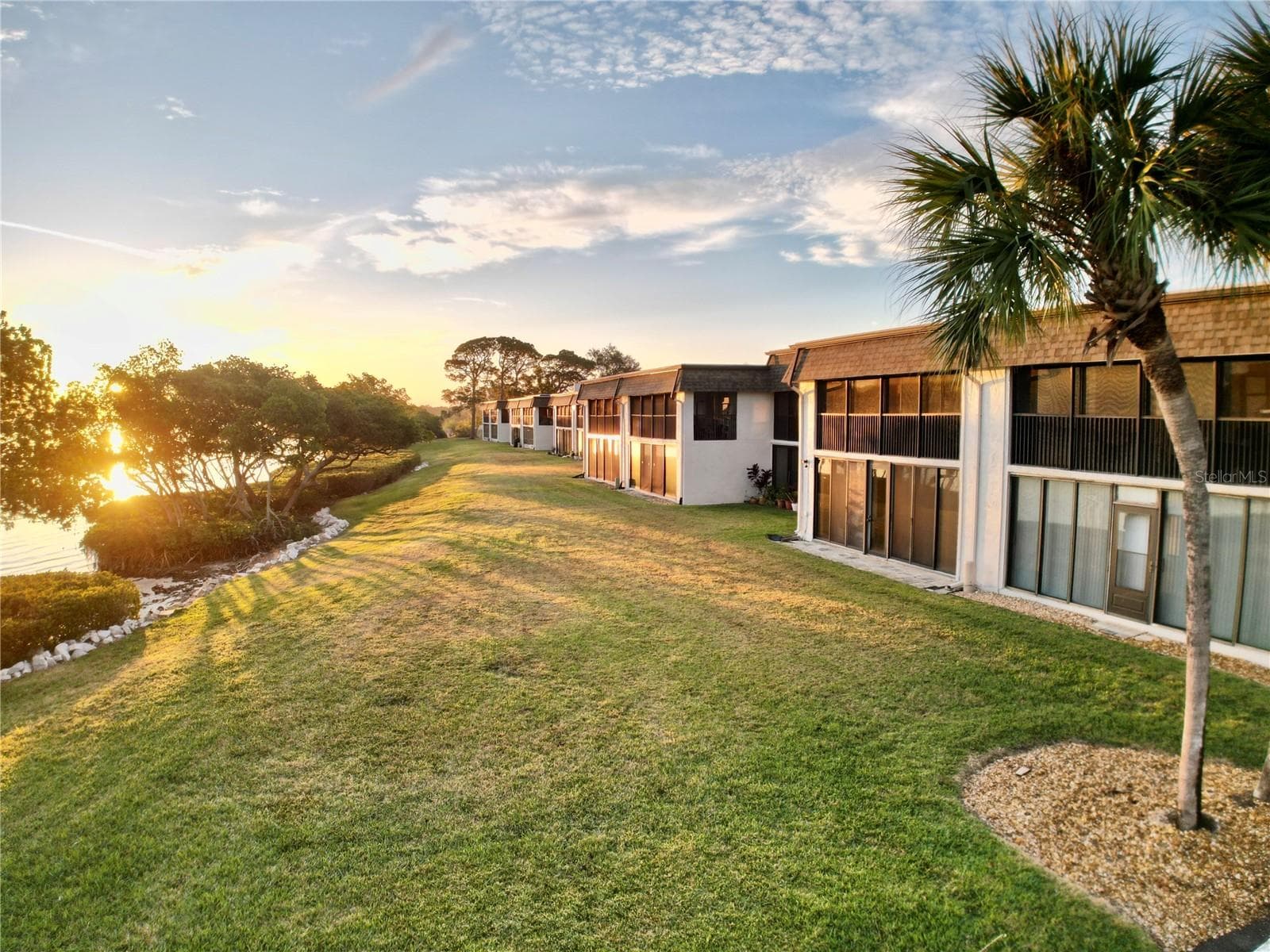 2980 Haines Bayshore Rd #124 photo 3