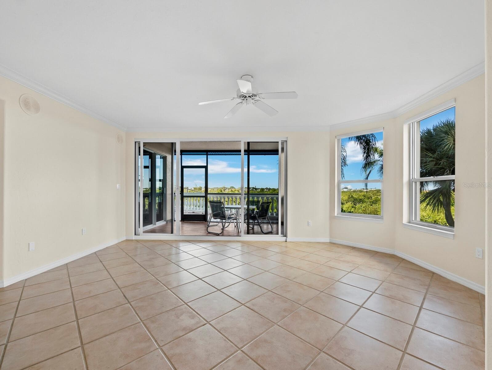 5430 Eagles Point Cir #105 photo 5