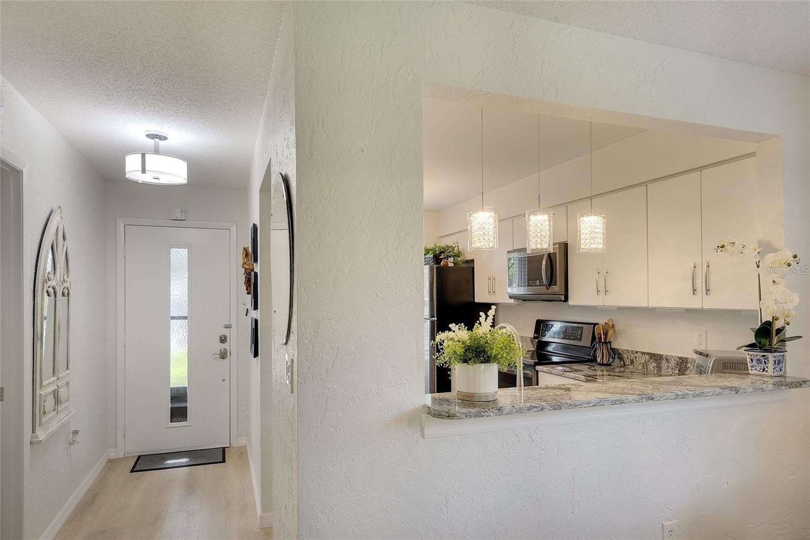 6024 28th St W photo 3