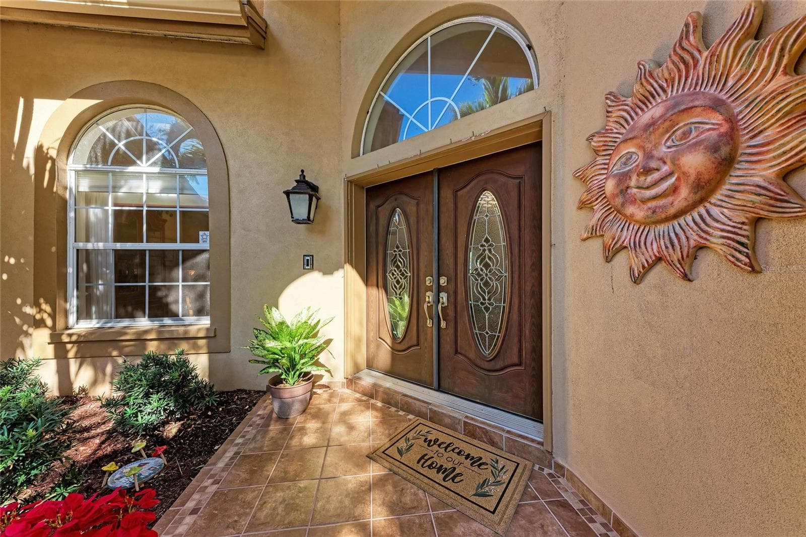 8383 Cypress Hollow Dr photo 4