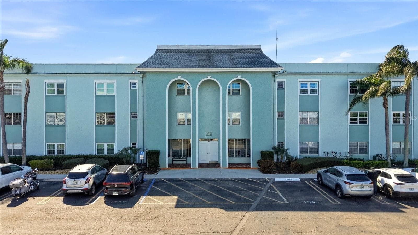 1706 Belleair Forest Dr #128
