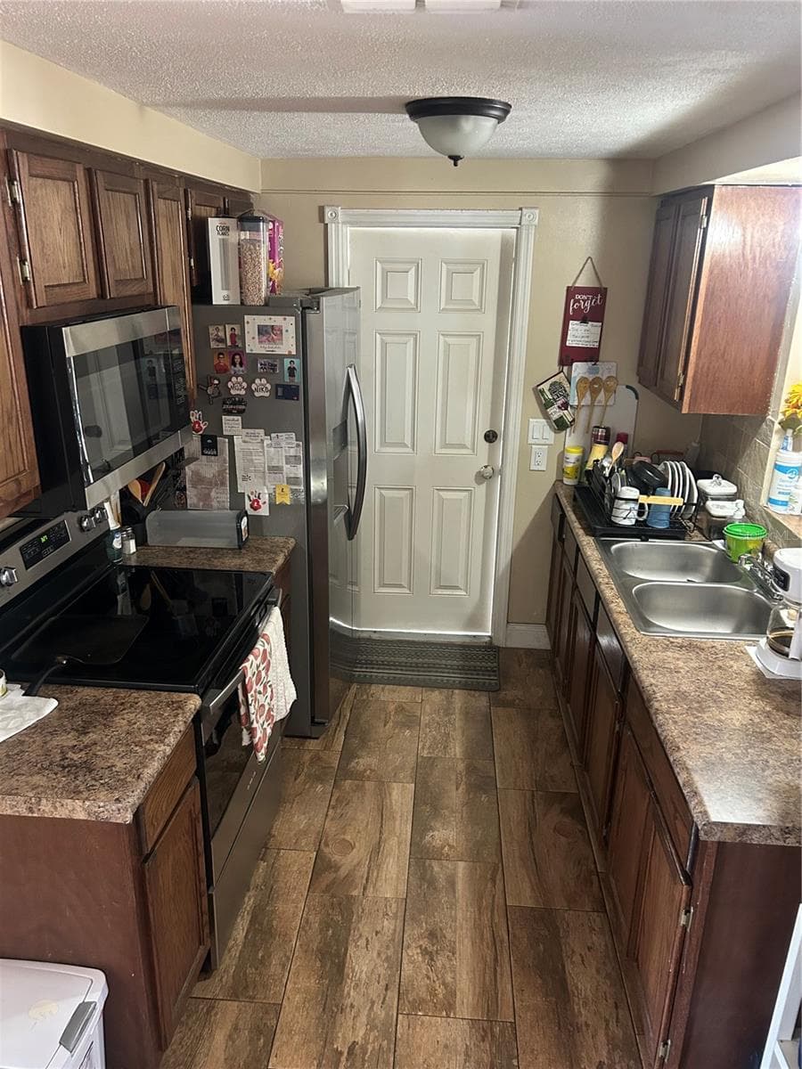 10824 Inglewood Ave photo 5
