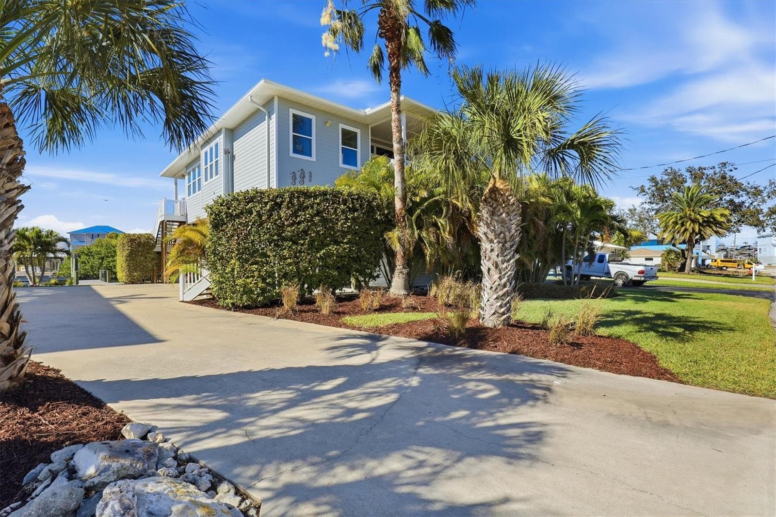 13875 Hatcher Ave