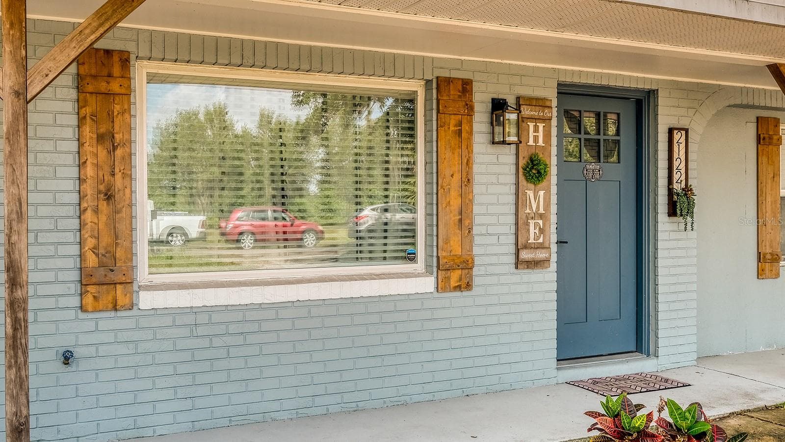 2122 Lake Blvd photo 3