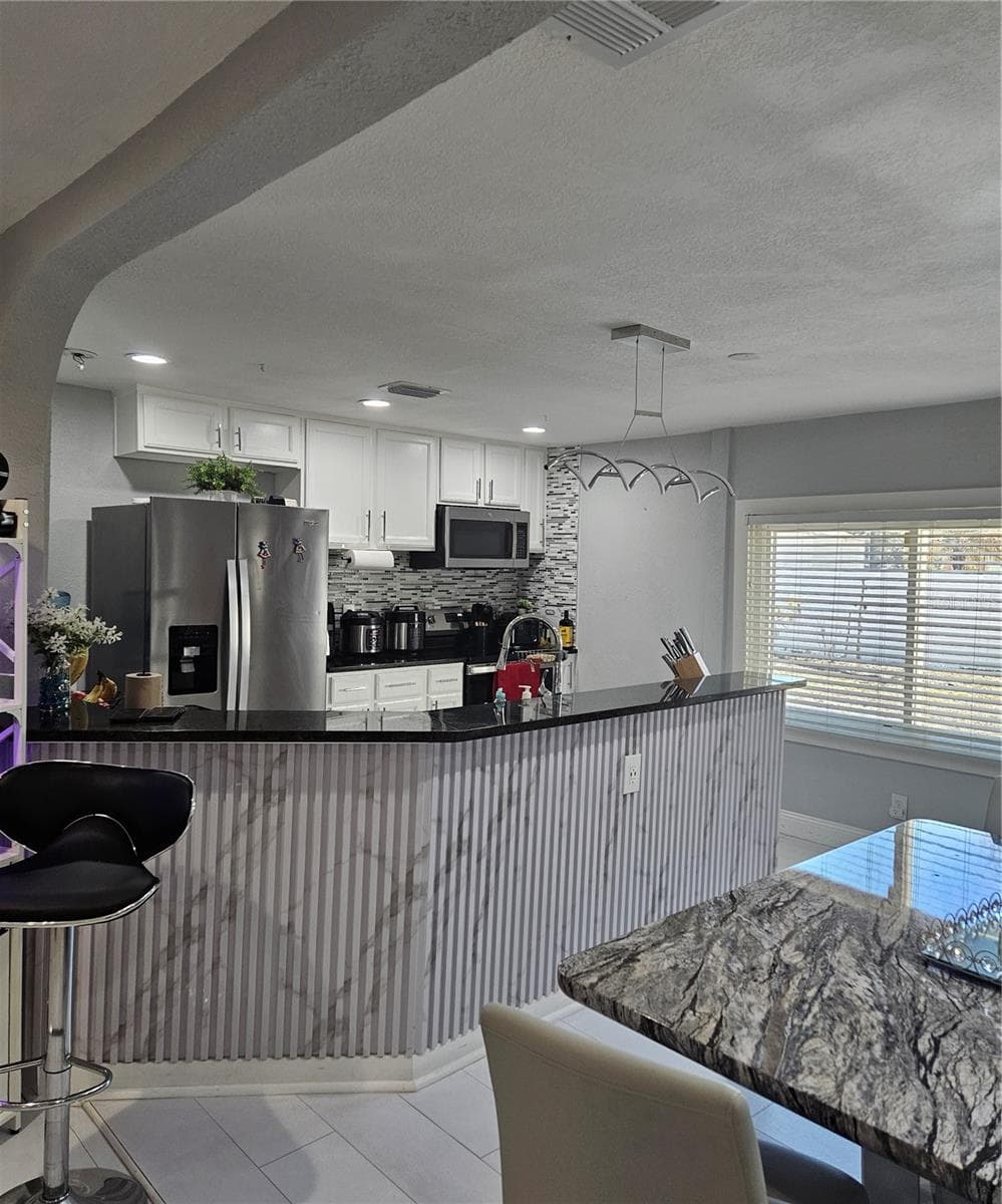 9306 Forest Hills Dr photo 5