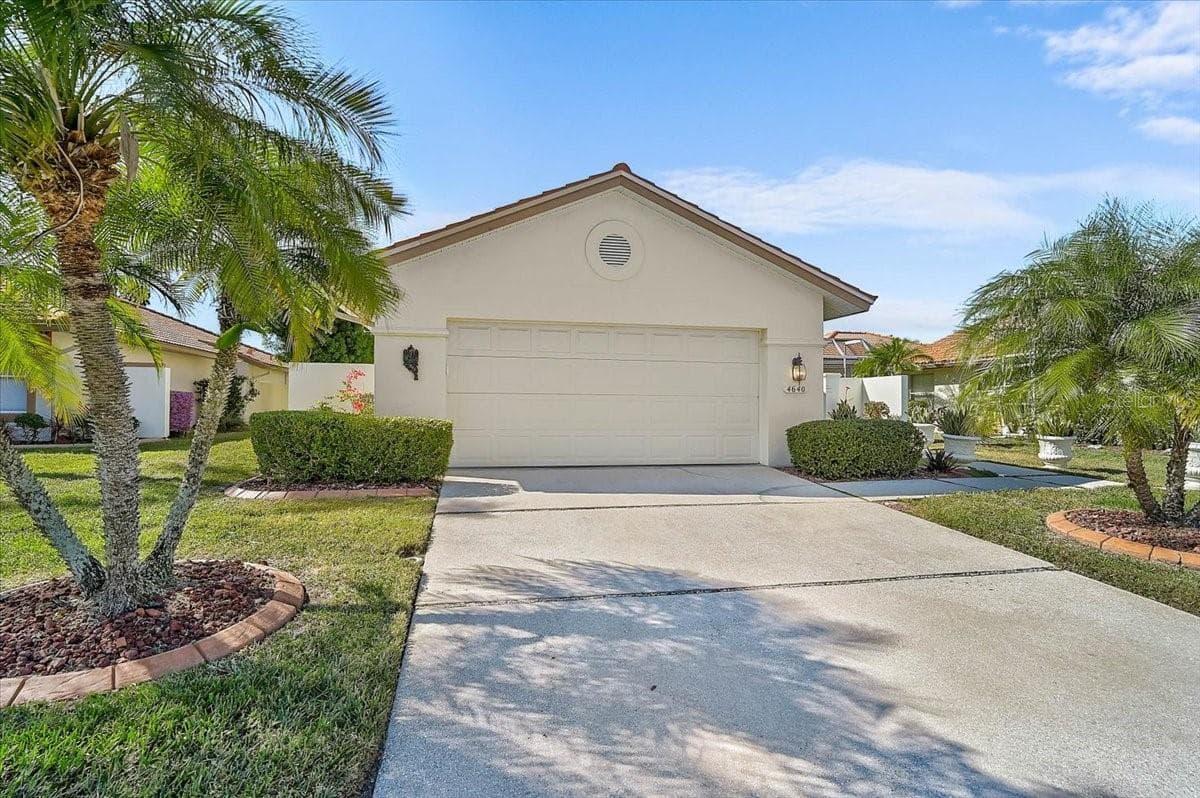 4640 Peridia Blvd E