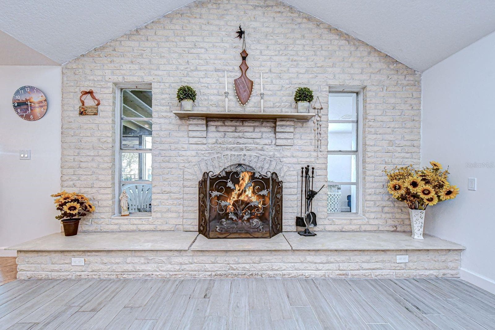 7051 Morningstar Ln photo 5