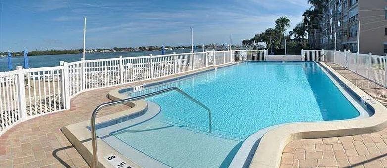 1819 Shore Dr S #307 photo 3