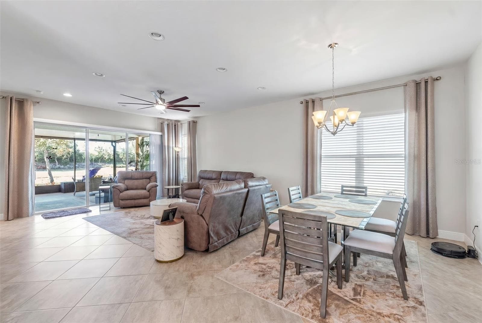 4912 Sandy Glen Way photo 5