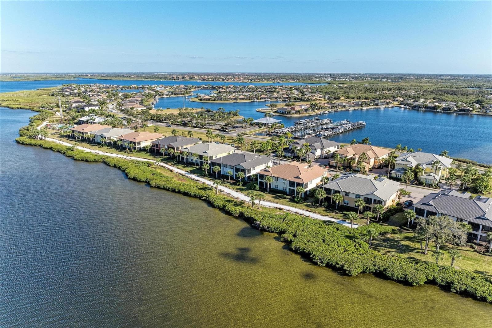 1246 Riverscape St photo 3