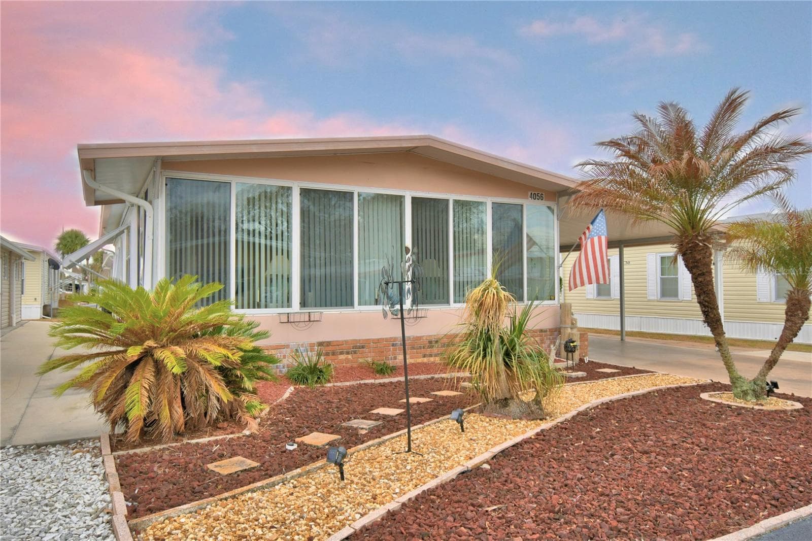 4056 Rolling Oaks Dr photo 4