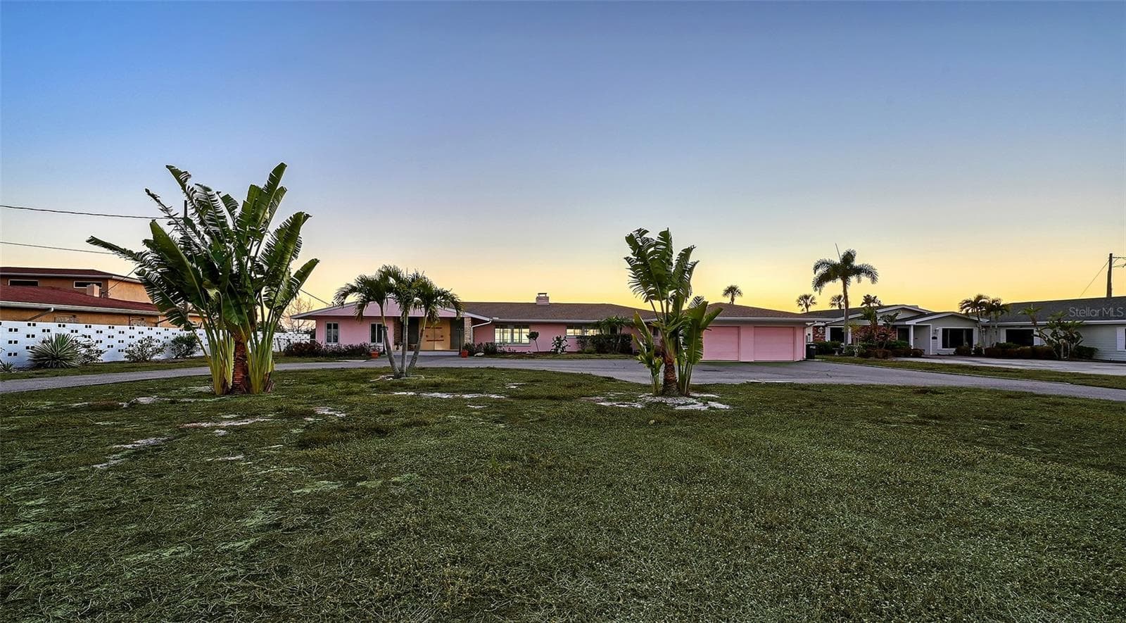 7322 Westmoreland Dr photo 3