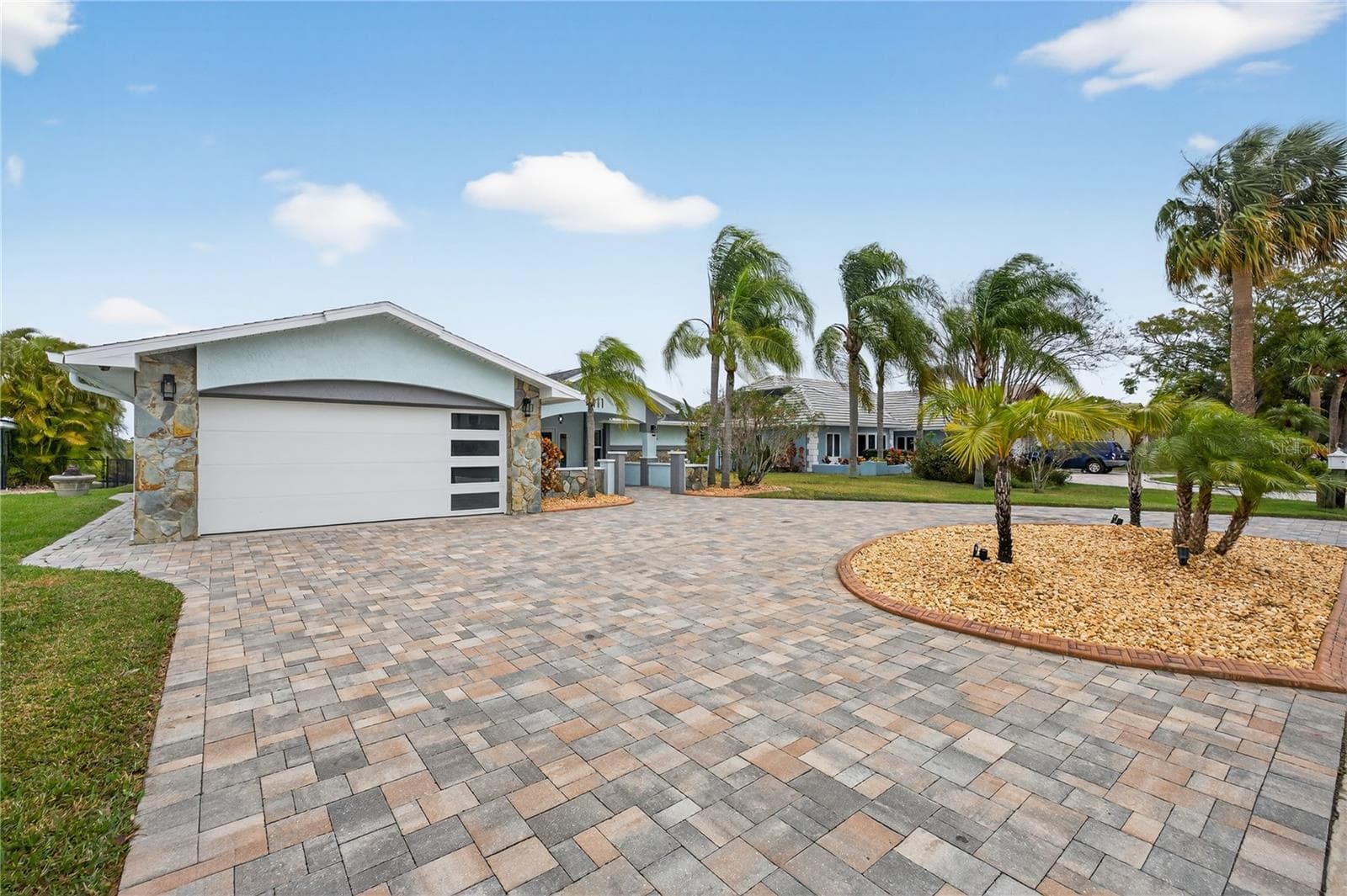 4111 Marine Pkwy photo 3