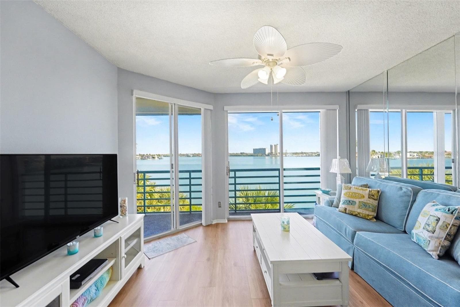 8021 Sailboat Key Blvd S #304 photo 3