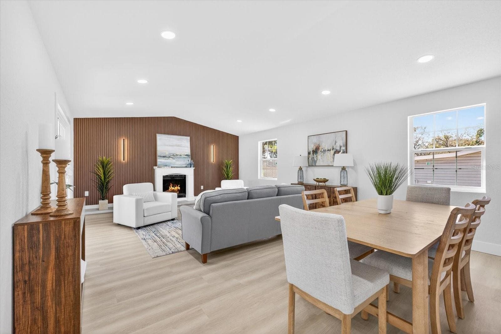 6403 Elliot Dr photo 3