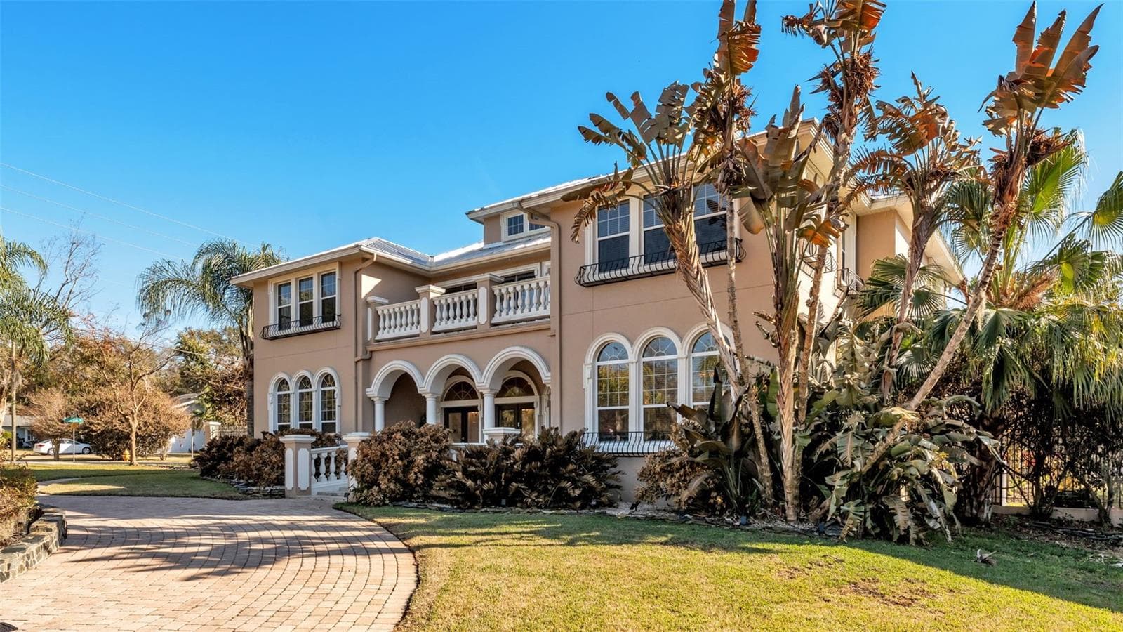 1665 Blue Heron Ln