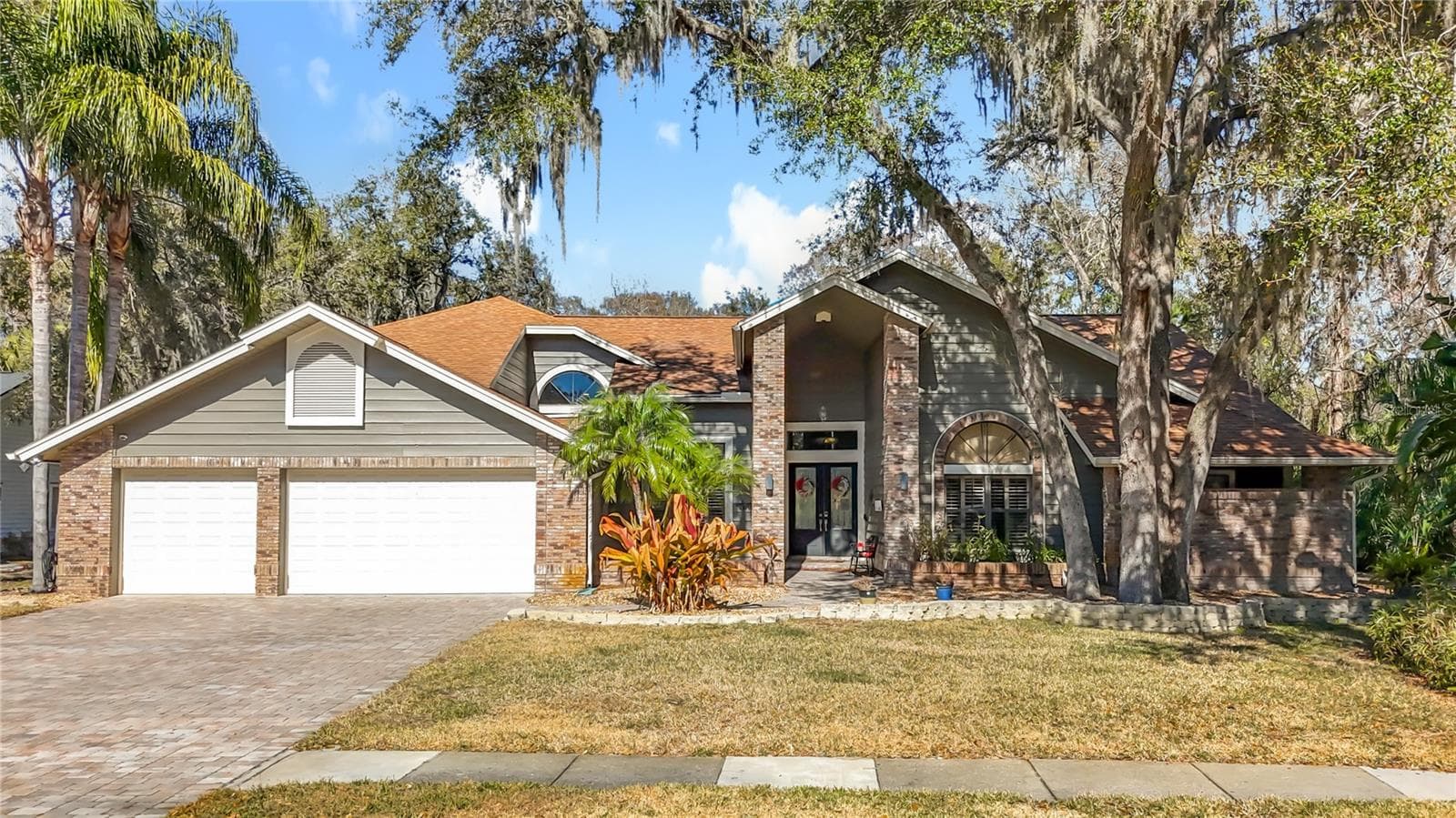 50 Willowood Ln