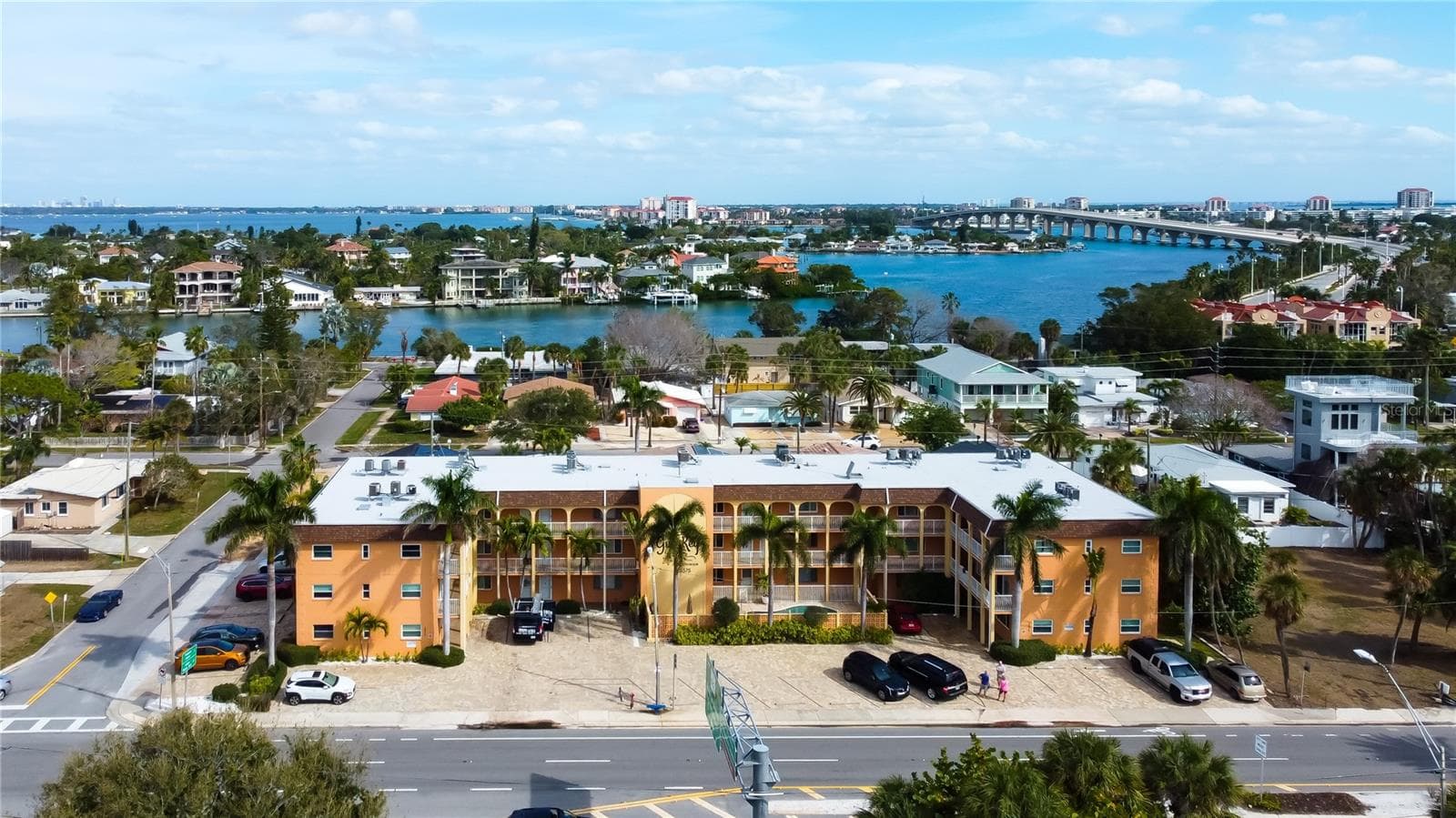 3575 Gulf Blvd #204