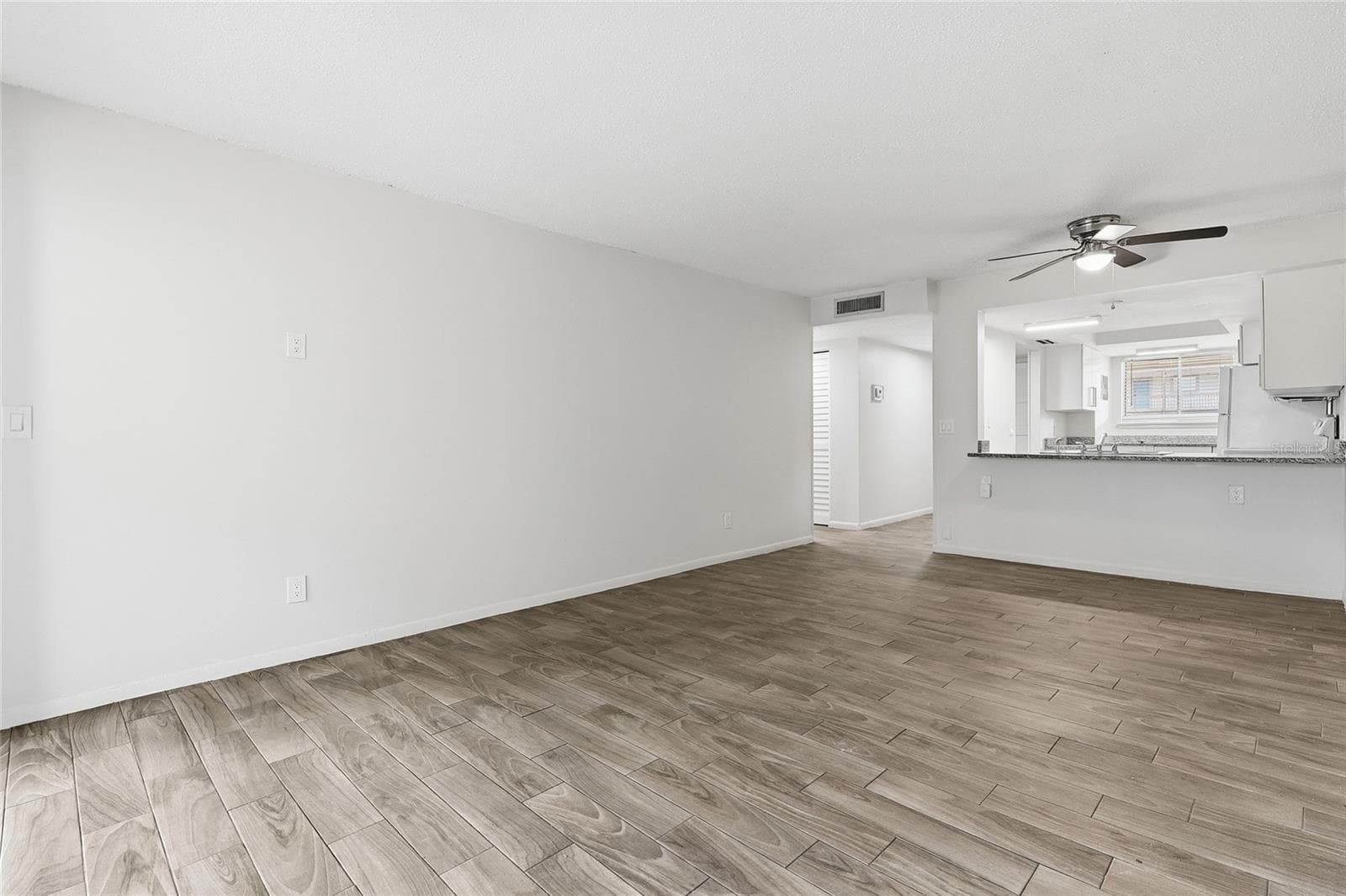 6308 Newtown Cir #8A3 photo 3