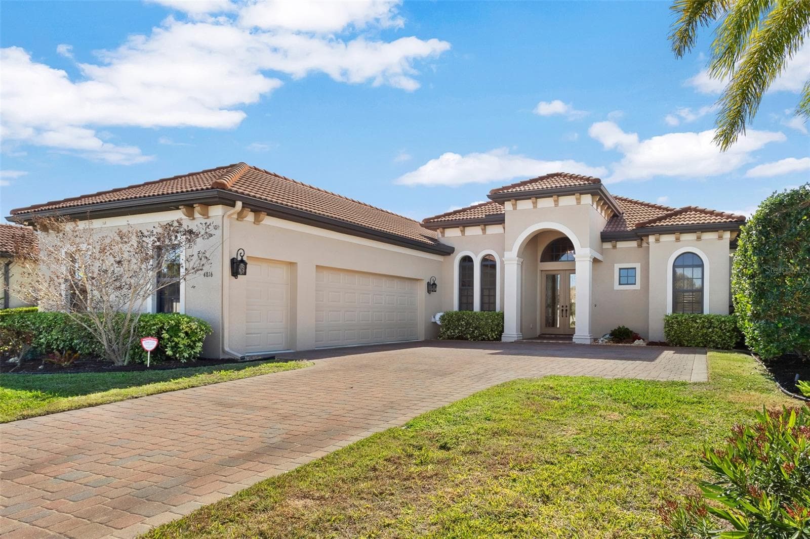 4816 Tobermory Way photo 5