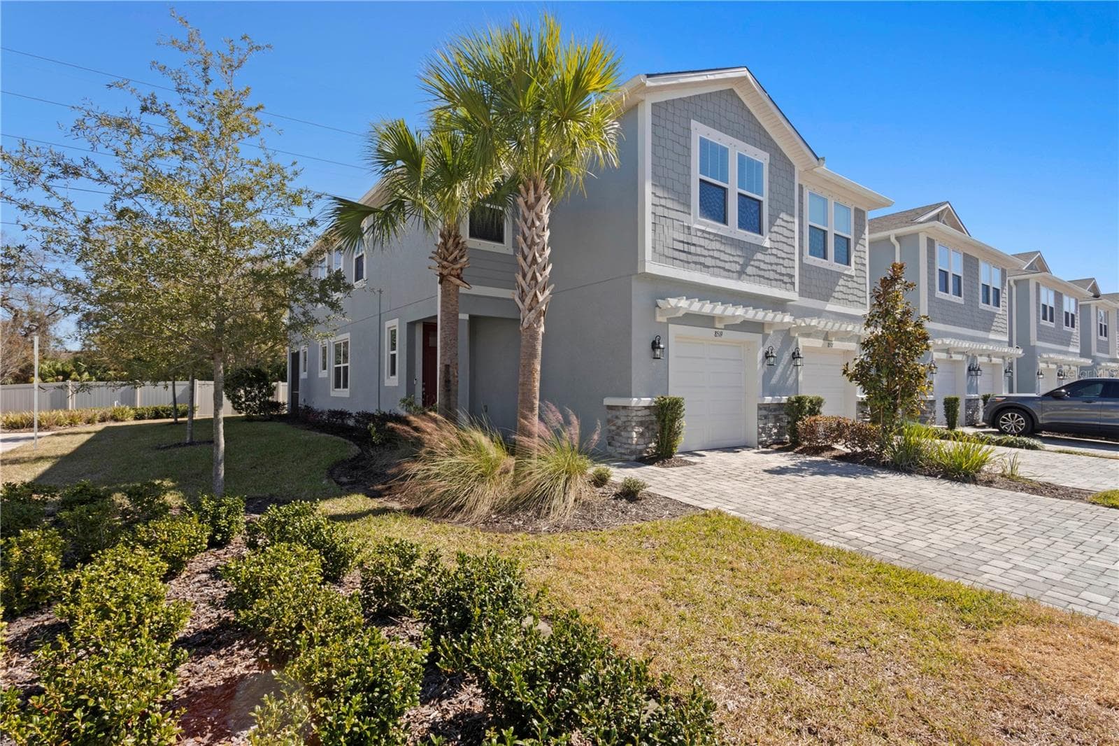 8519 Primrose Willow Pl