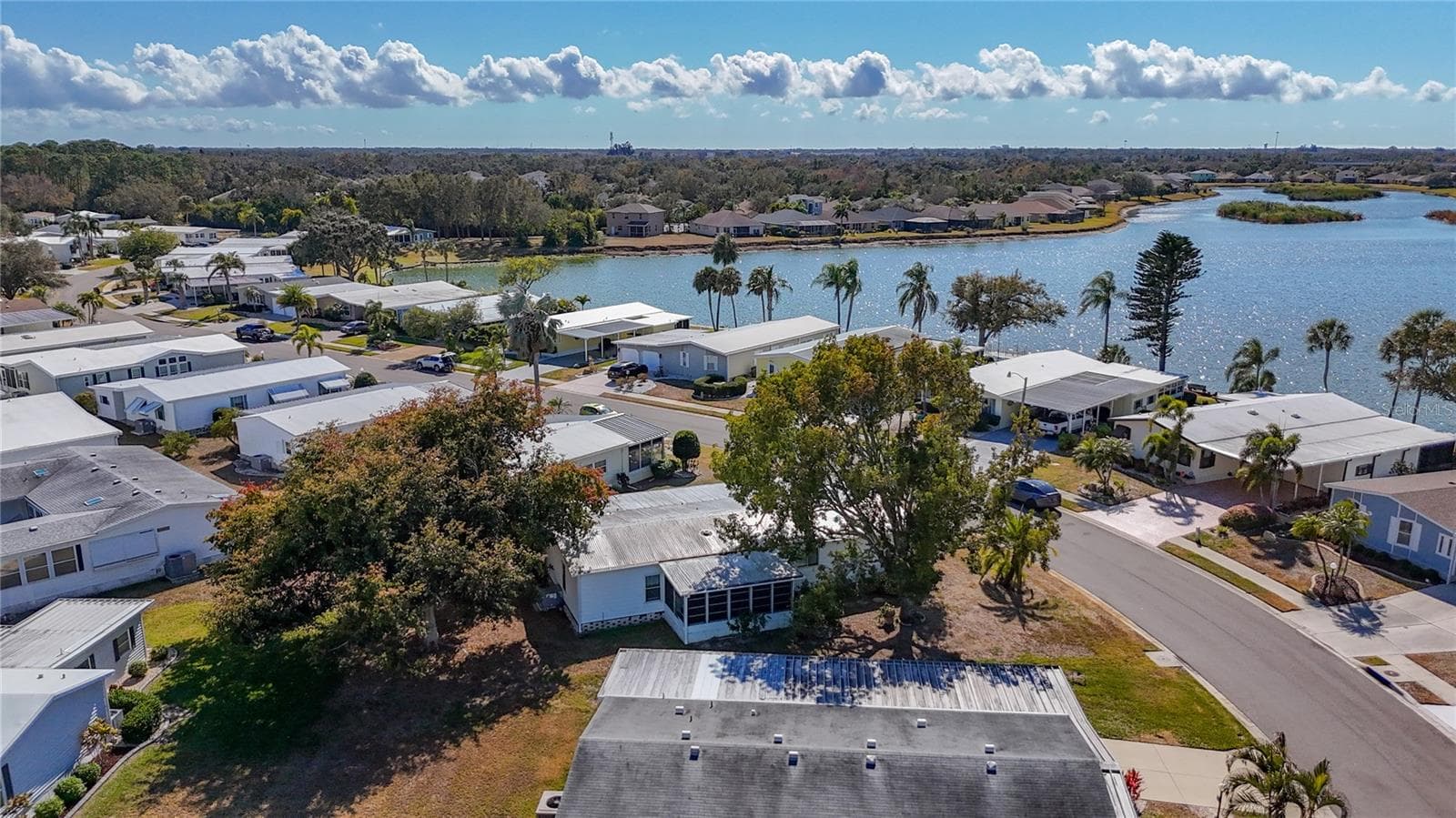 8430 Imperial Lake Cir photo 5