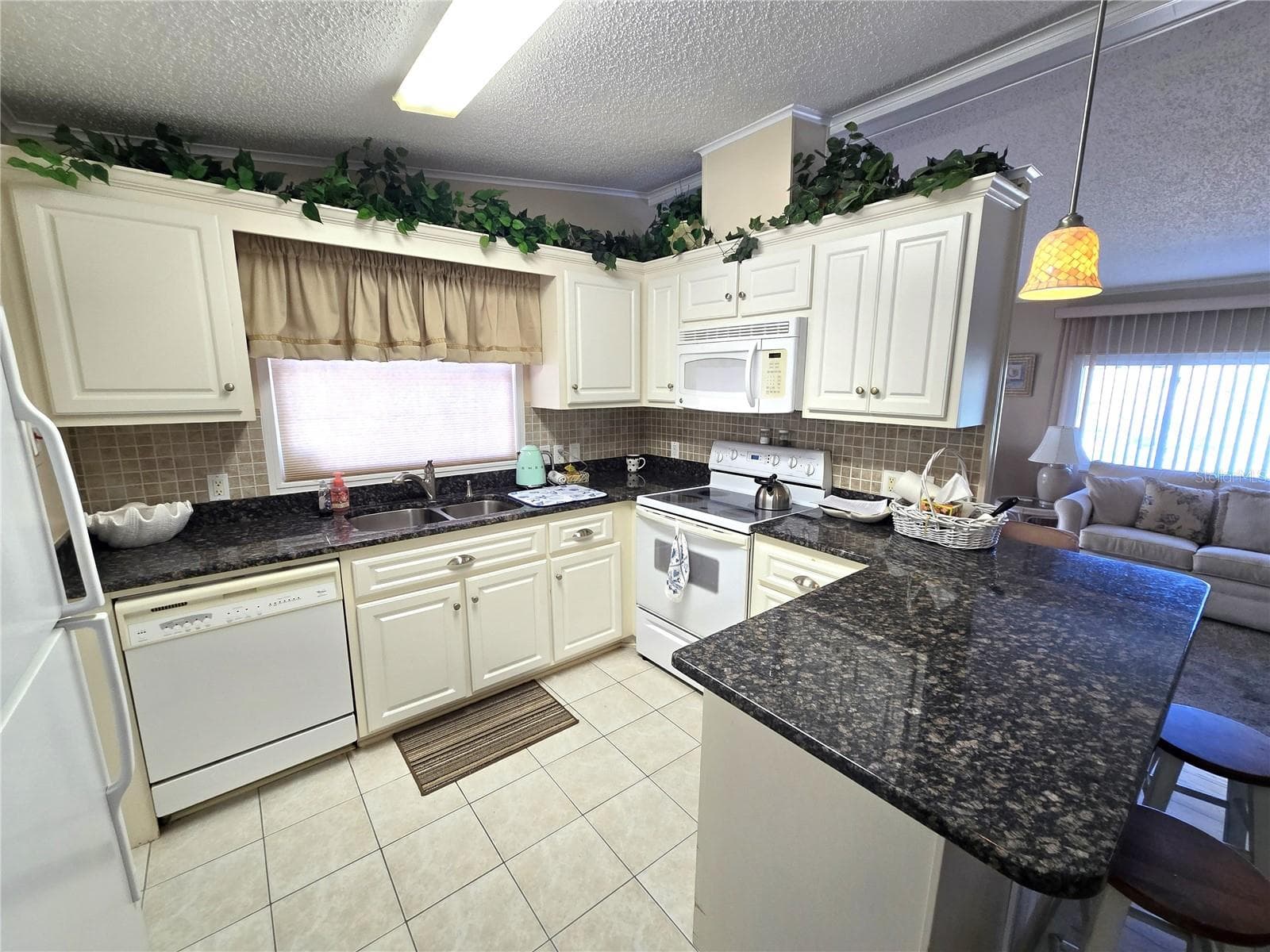 8503 Princess Court photo 5