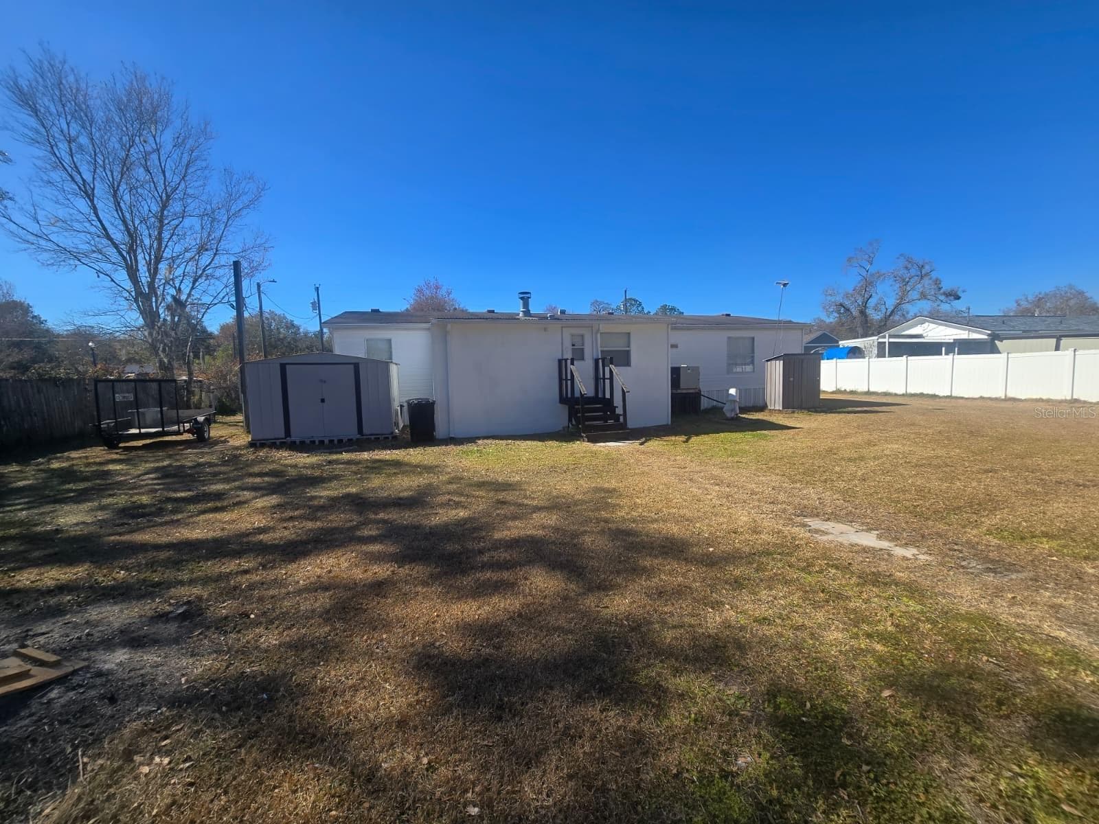 6106 Mangrove Dr photo 4