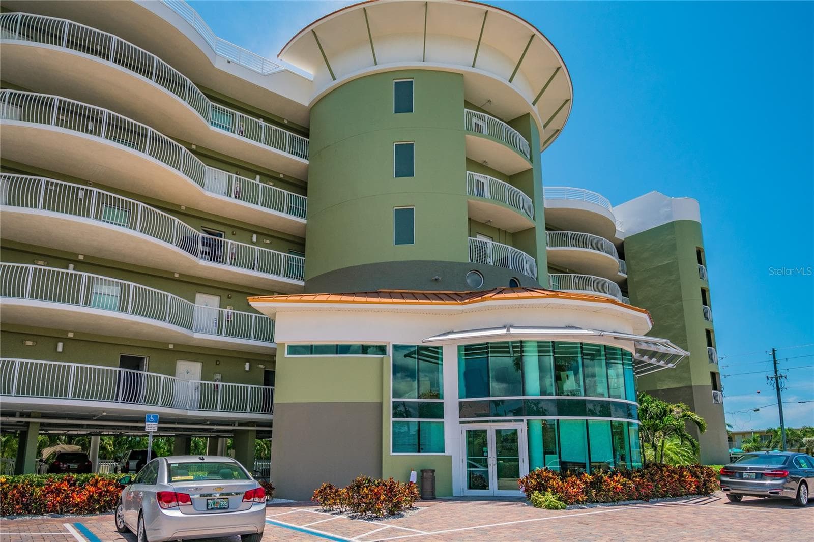 11605 Gulf Blvd #501 photo 5