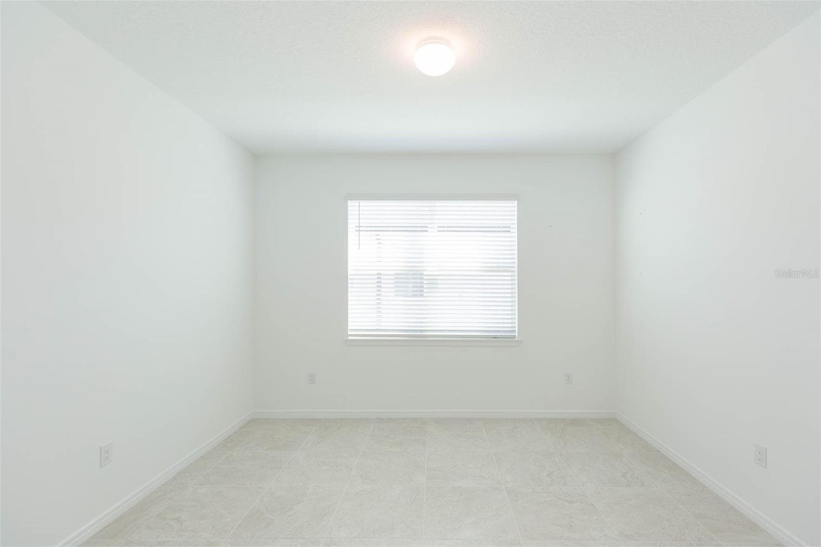 3044 Forest Meadow Ave photo 5