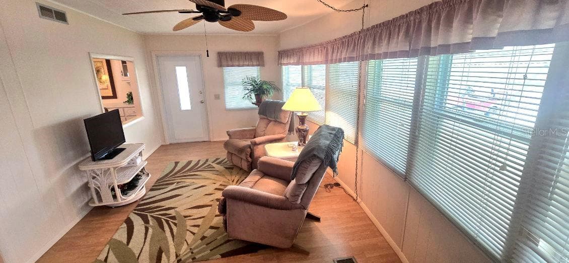 40 Concord Ln photo 5