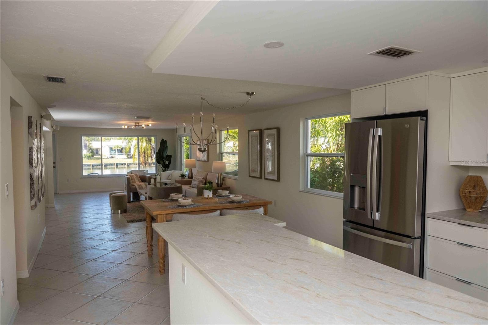 563 Spanish Dr S photo 5